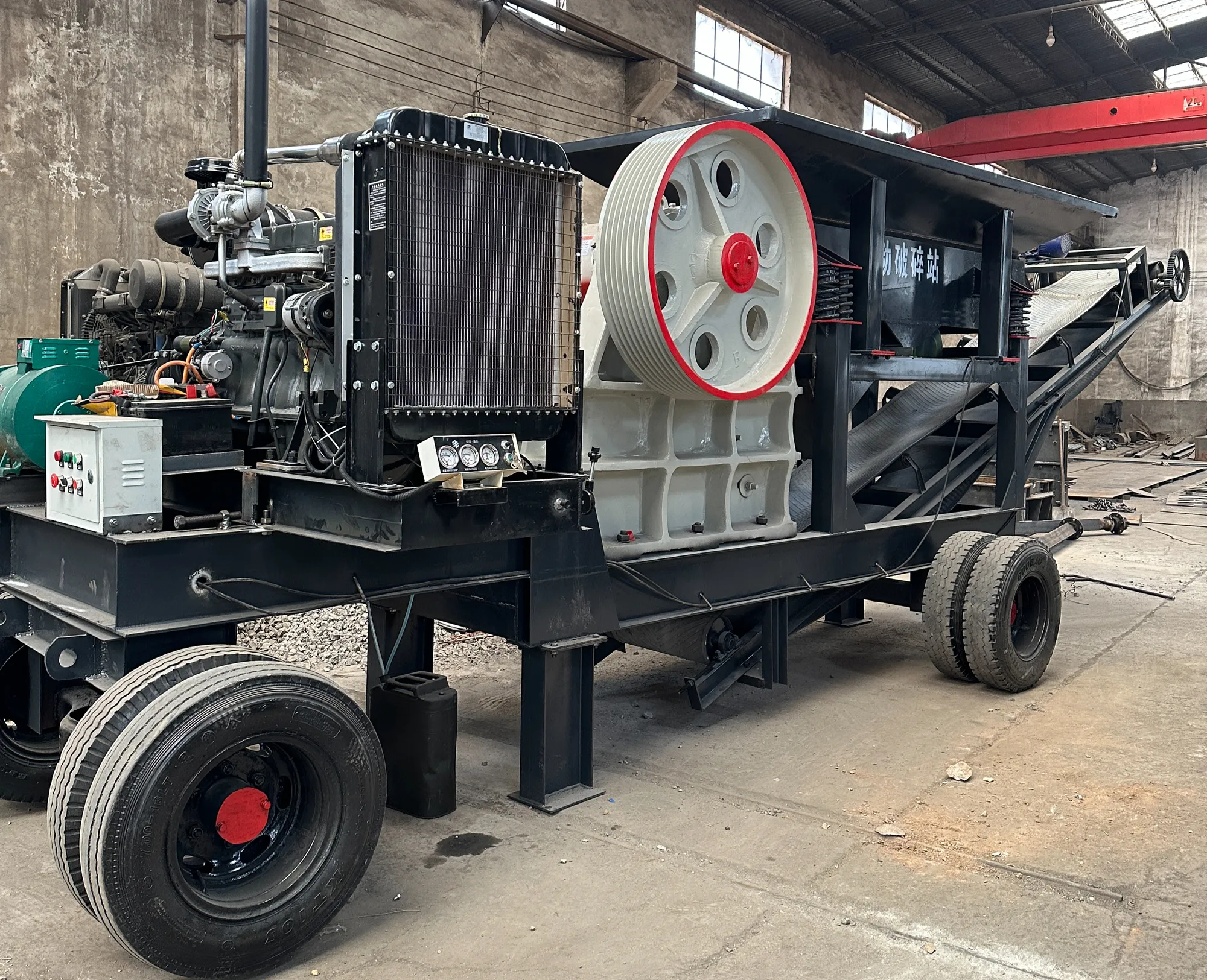 Guide to Selecting a Small Mobile Jaw Crusher: Key Factors & Tips